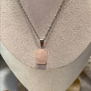 Elegant Silver and Pink rose Agate Pendant Necklace